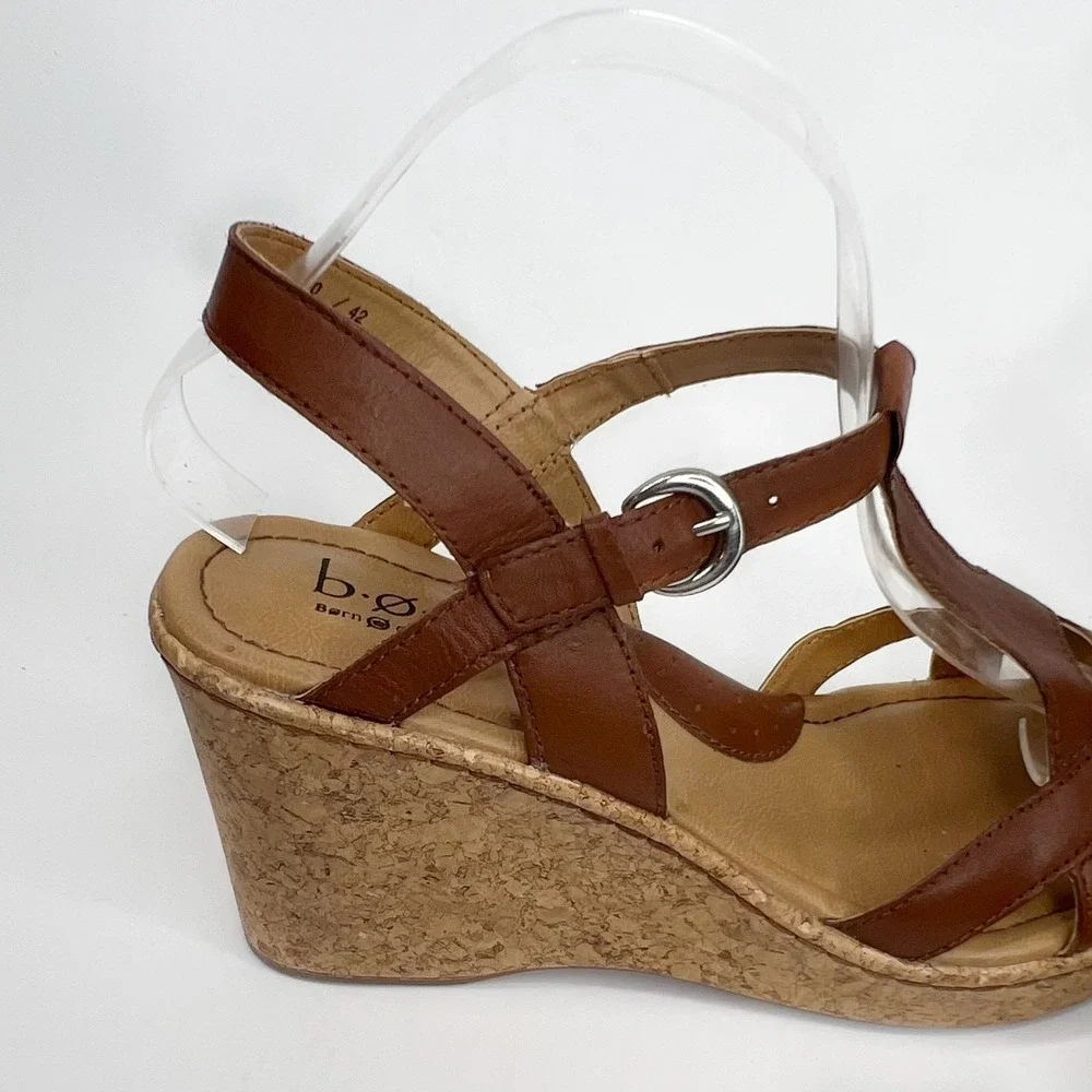 b.o.c. Born Concept Brown Leather T-Strap Cork Wedge Sandals Comfort Strappy 10